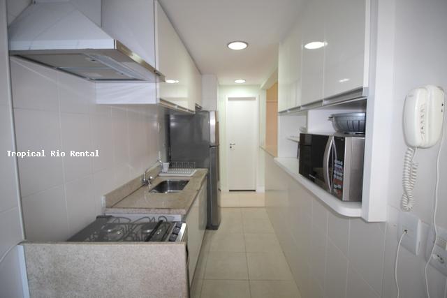 Cozinha completa / Fully equipped kitchen