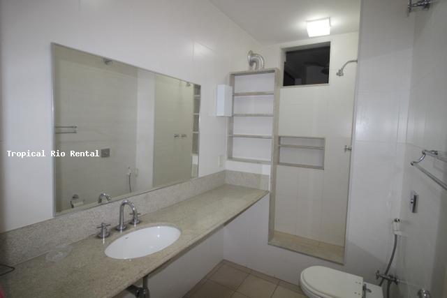 Banheiro / Bathroom