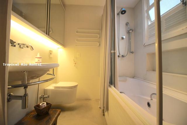 Banheiro da sute master / Bathroom of master bedroom