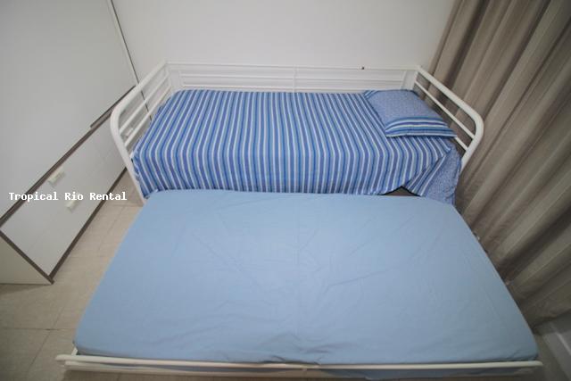 Quarto #3 com duas camas de solteiro / Bedroom #3 with 2 single beds