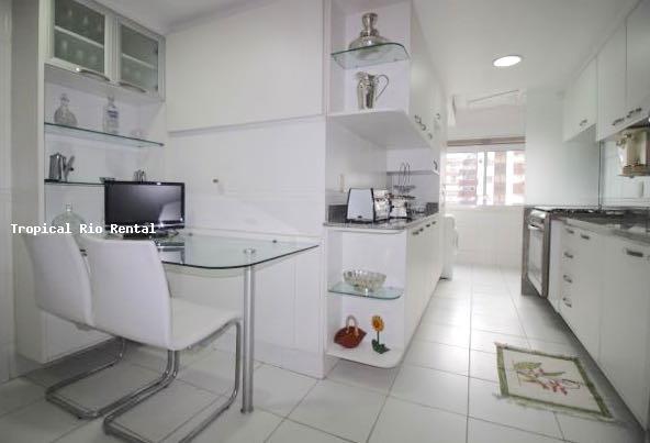 Cozinha completa / Fully equipped kitchen