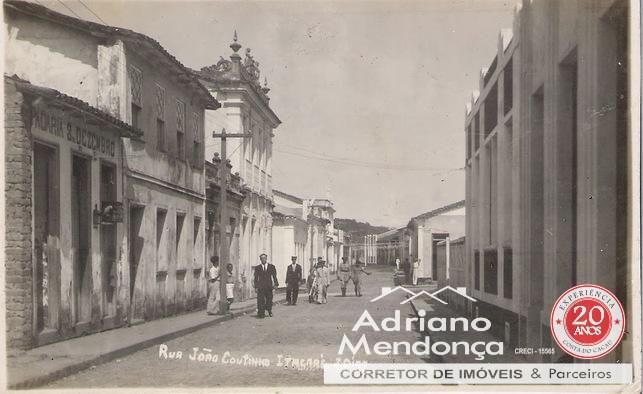 Rua antiga do Casaro Amarelo a venda em itacar Bahia