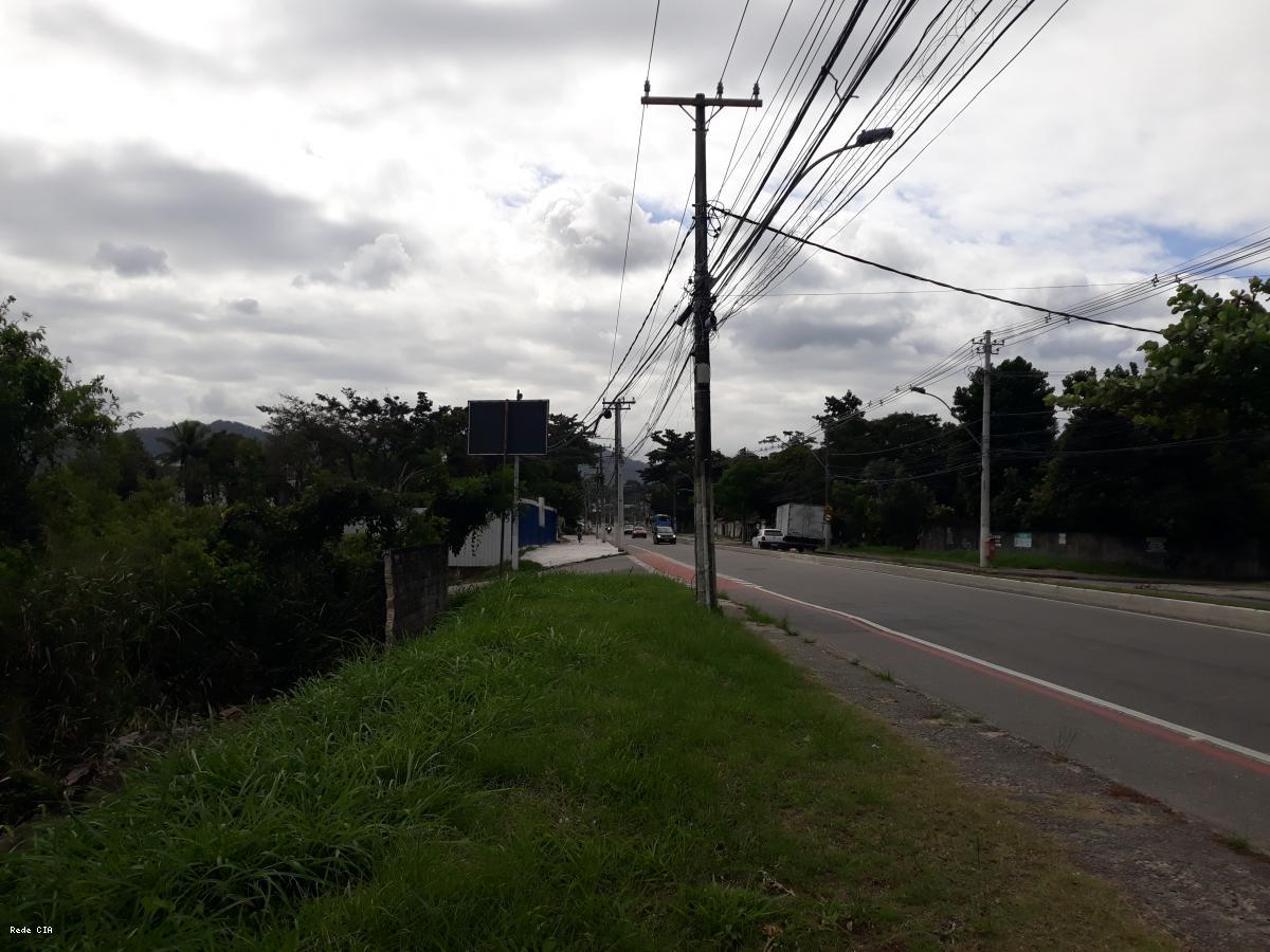 Estrada sentido Itaipu