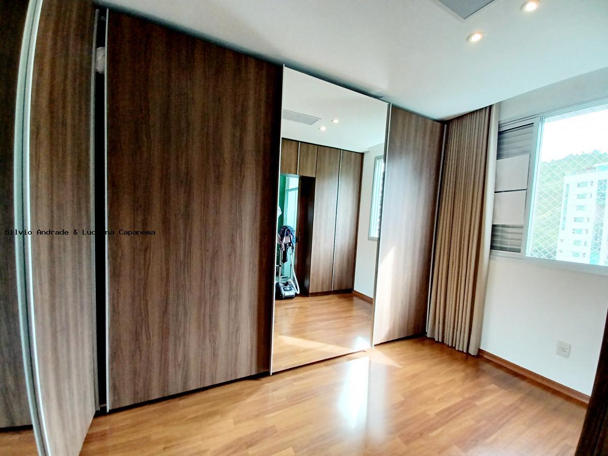 Quarto Closet - Com banheiro