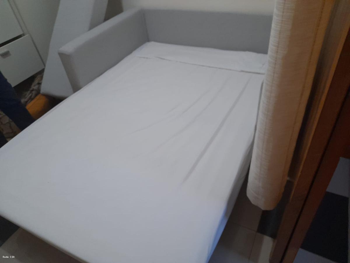 Sof-cama novo de casal
