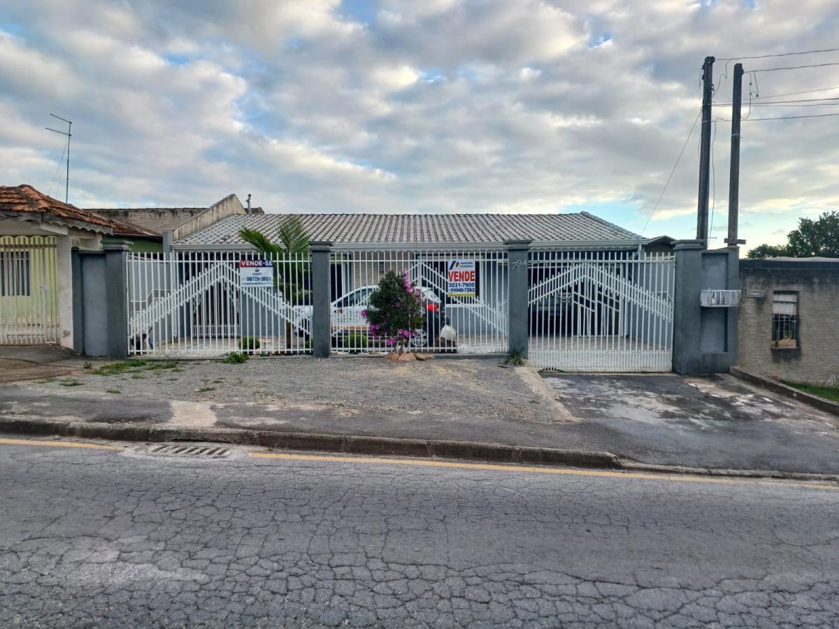 Apartamento à venda no bairro Estação em Araucária/PR