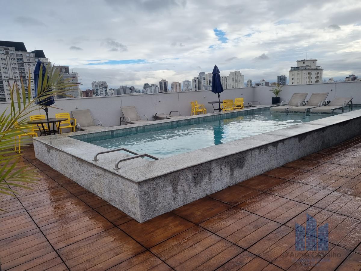 Piscina com Solarium