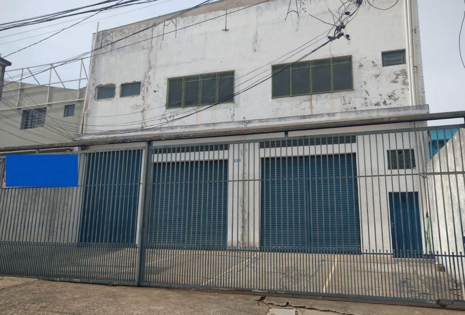 Salão Comercial para Alugar - 650 m² - Campinas - SP