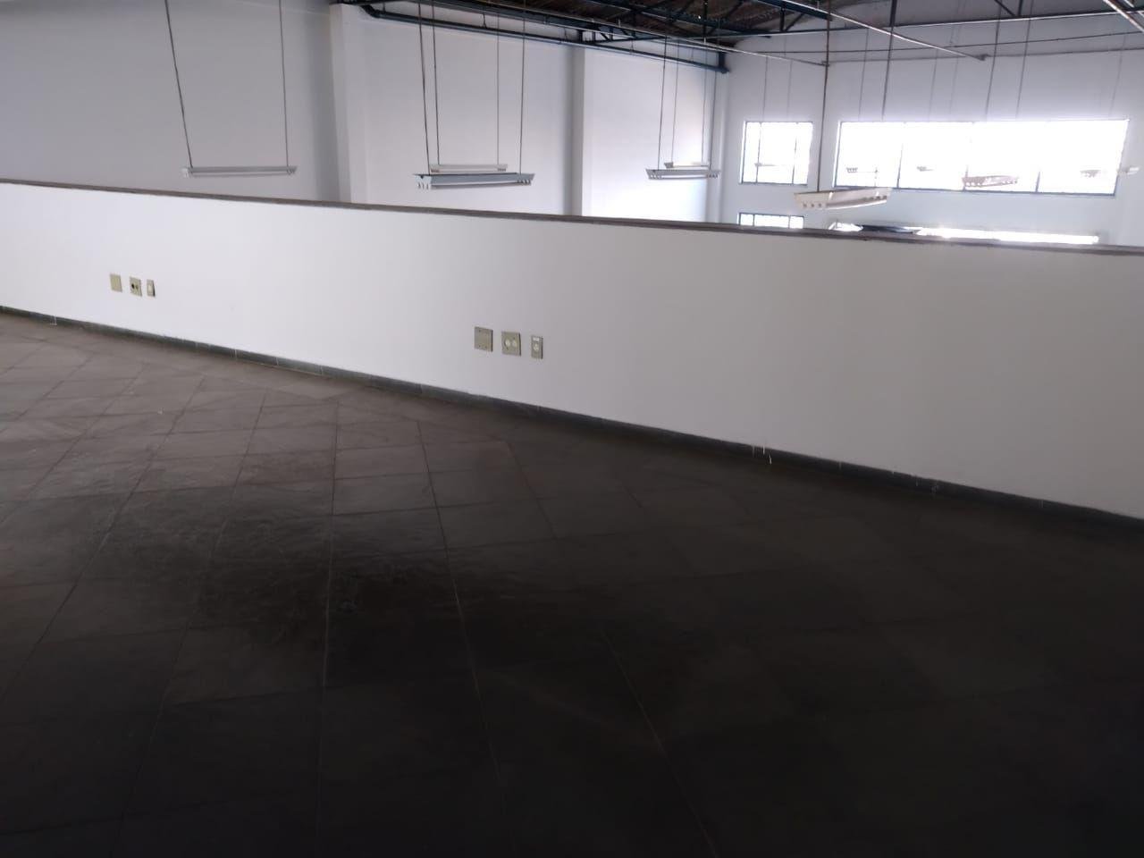 Salão Comercial para Alugar - 390 m² - Campinas - SP