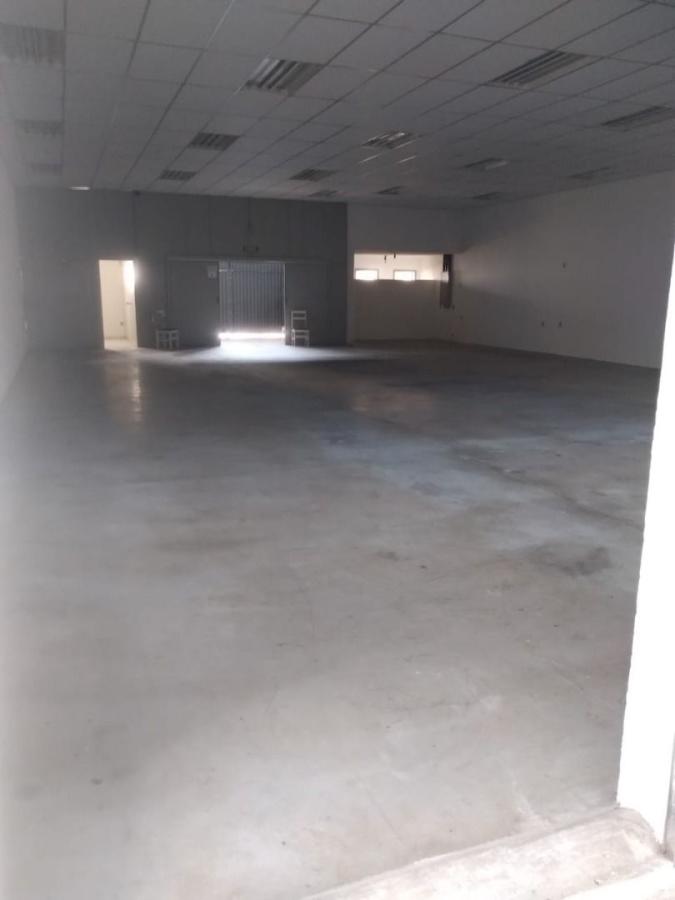 Salão Comercial para Alugar - 420 m² - Campinas - SP