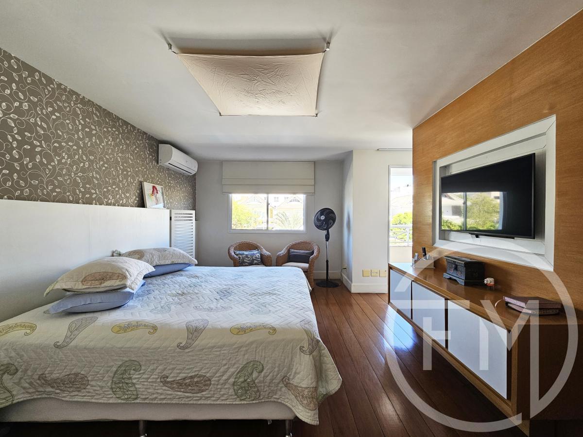 Sute da casa  venda no condomnio Casa Blanca no Recreio