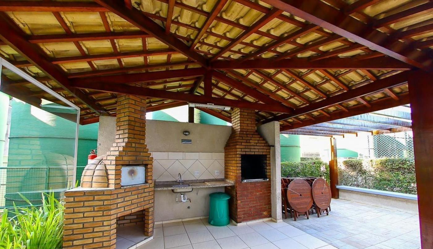 rea de churrasqueira 02 (com forno a lenha)