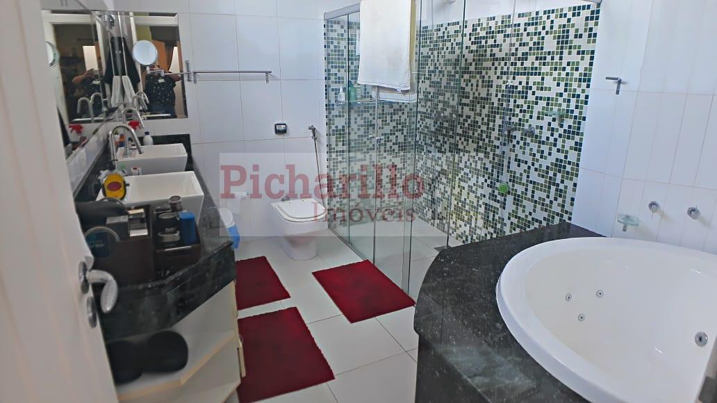 Casa com 3 dormitórios à venda, 300 m² por R$ 745.000 - Jardim Ricetti - São Carlos/SP