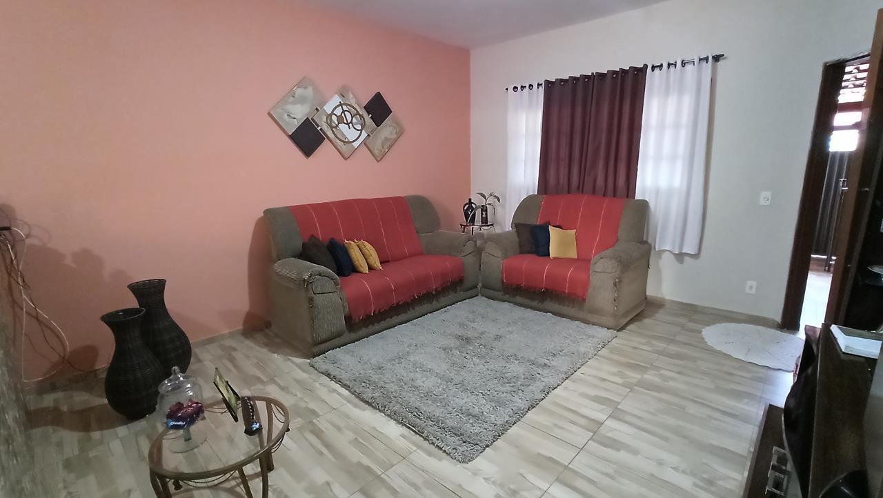 Casa com 2 dormitórios à venda, 130 m² por R$ 270.000 - Conjunto Habitacional Dom Constantino Amstalden - São Carlos/SP