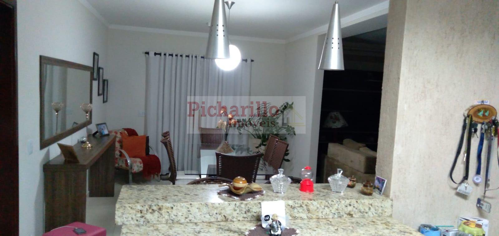 Casa com 3 dormitórios à venda, 225 m² por R$ 690.000 - Vila Mariana - Ibaté/SP