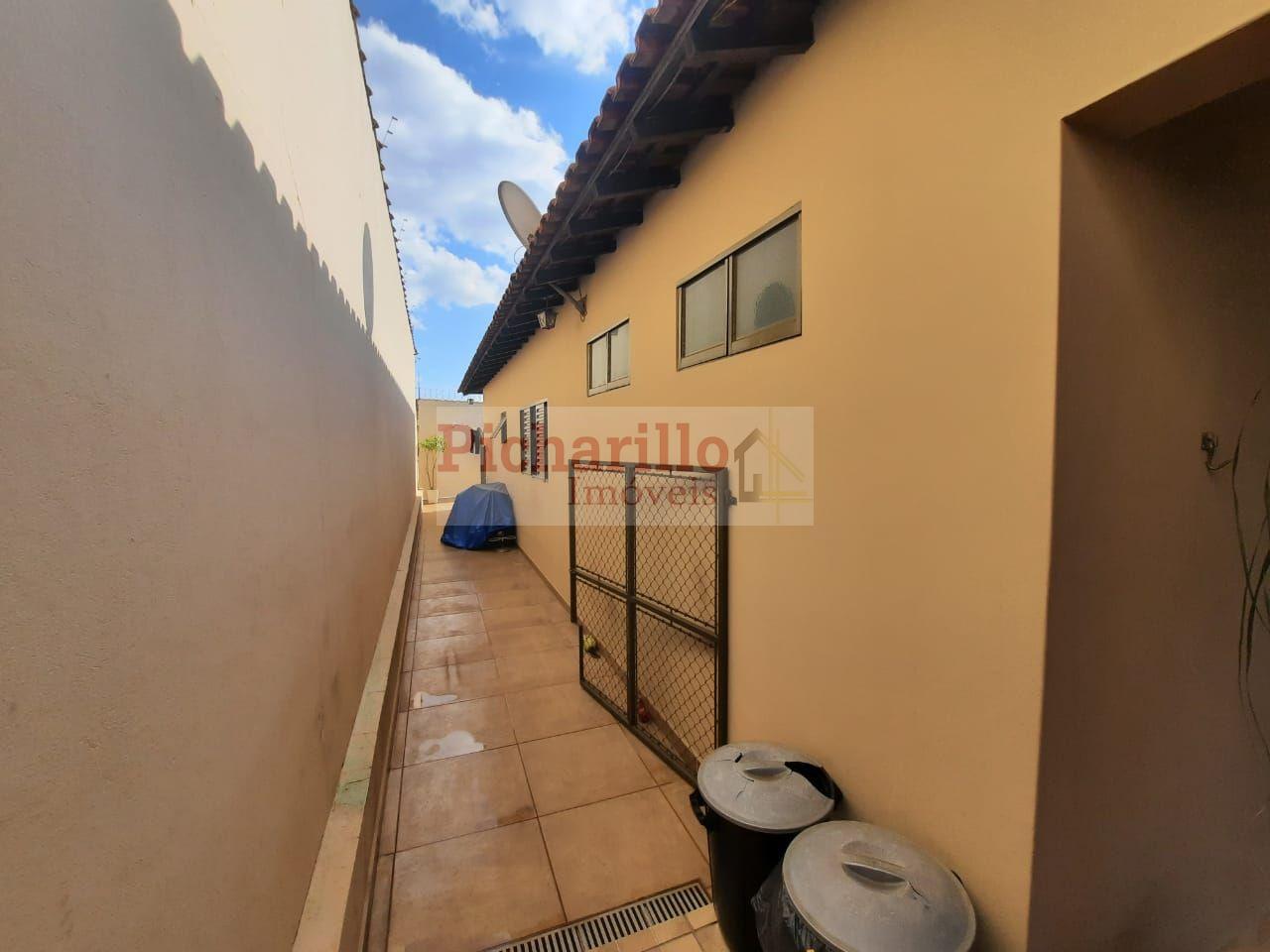 Casa com 3 dormitórios à venda, 150 m² por R$ 490.000 - Jardim Cruzeiro do Sul - São Carlos/SP