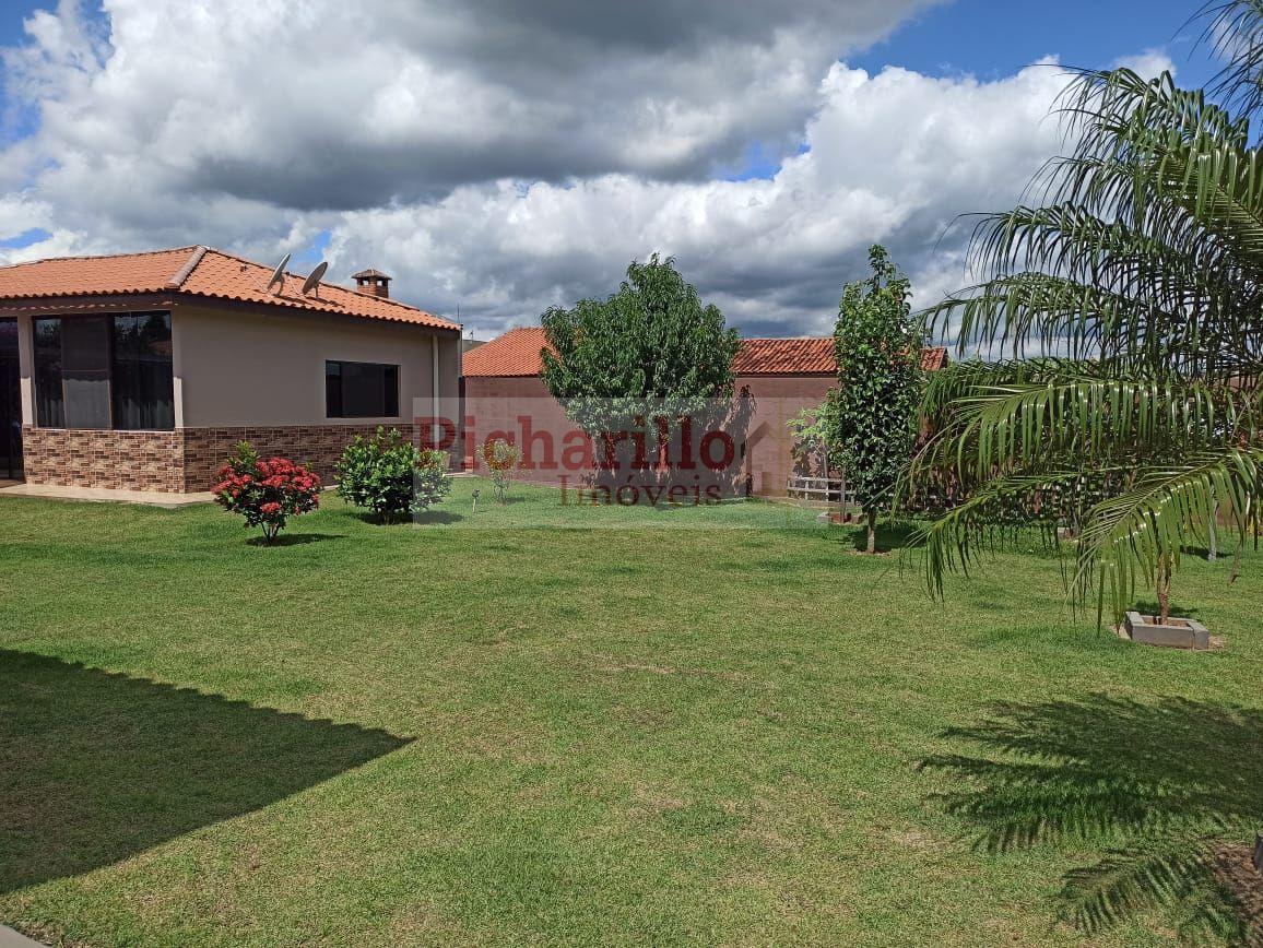 Casa com 2 dormitórios à venda, 210 m² de área construída no condomínio Quinta dos Buritis - São Carlos/SP