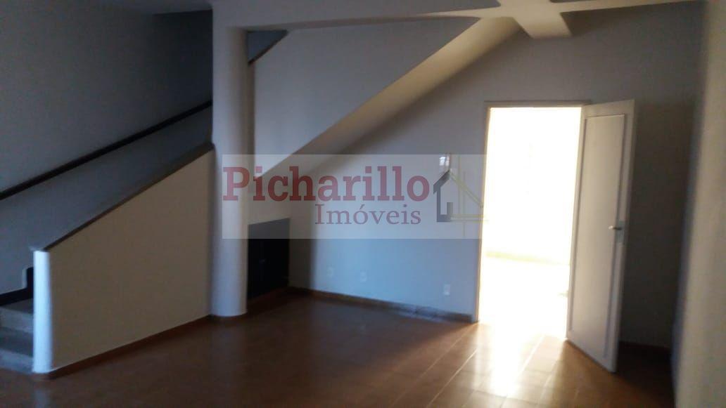 Sobrado Vila Nery-            À 50 metros da UNIMED -        3 dormitórios com 173 m² São Carlos/SP