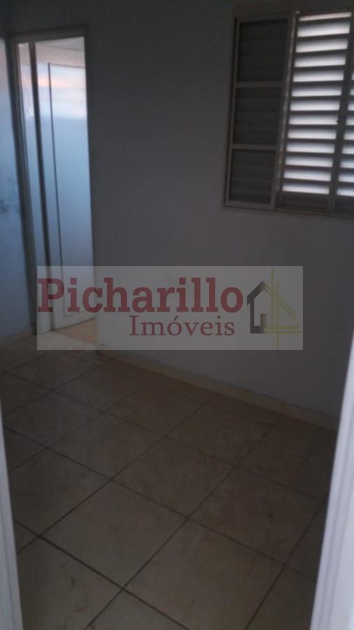 Sobrado Vila Nery-            À 50 metros da UNIMED -        3 dormitórios com 173 m² São Carlos/SP