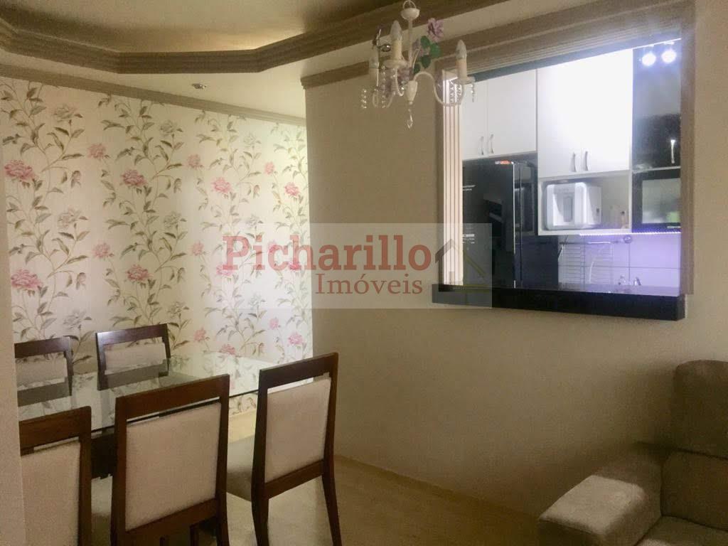 Apartamento com 2 dormitórios à venda, 51 m² por R$ 196.800 - Jardim Ipanema - São Carlos/SP