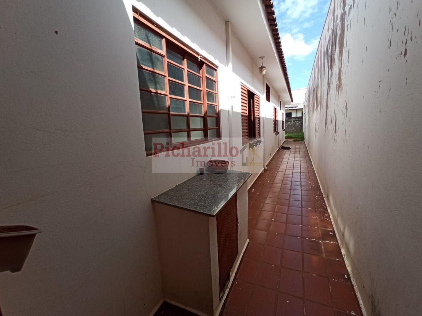 Casa com 3 dormitórios (1 suíte) à venda, 113 m² - Jardim Bandeirantes - São Carlos/SP