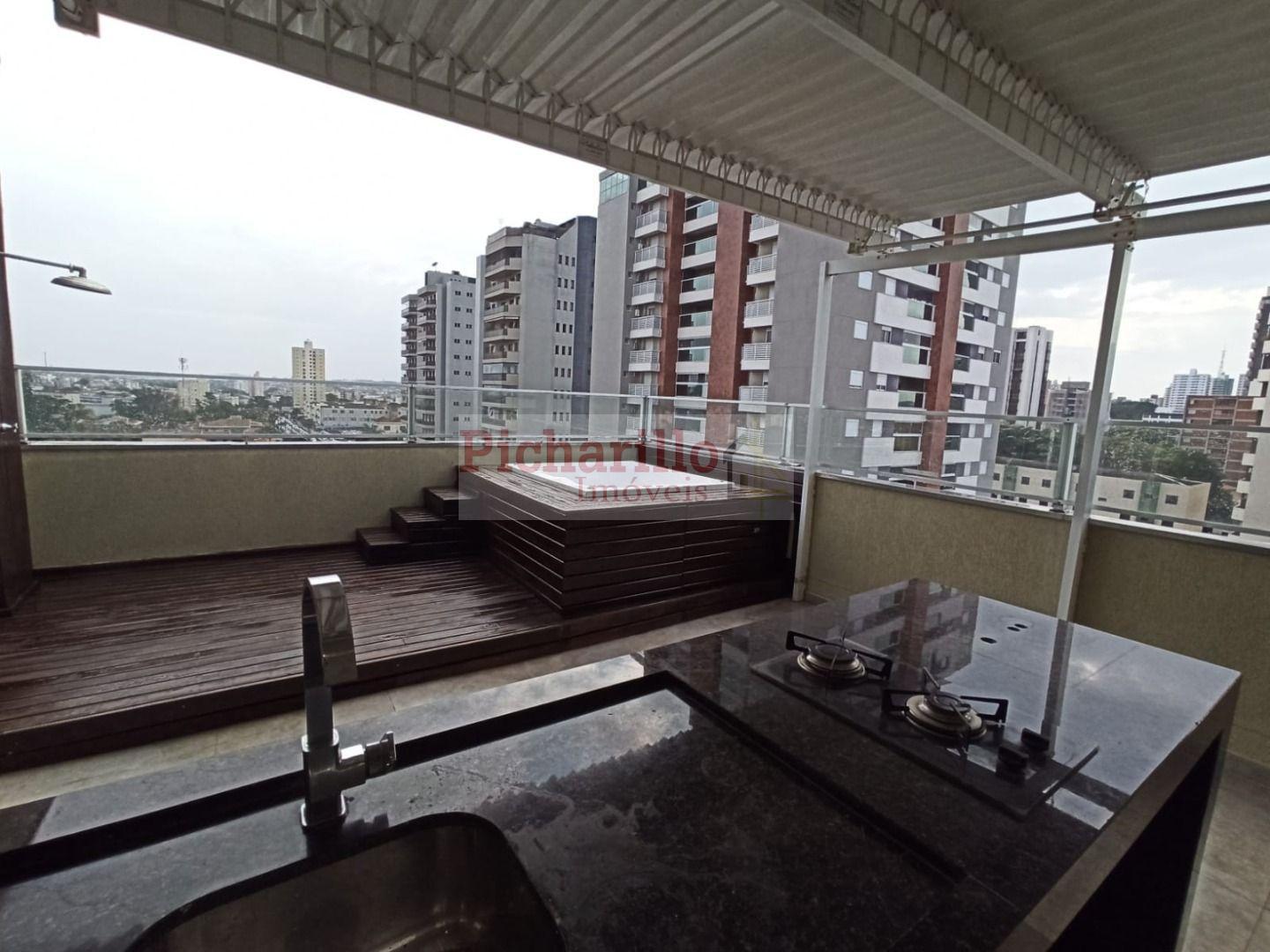 Cobertura com 133 m² - 3 dormitórios (1 suíte) com Ofurô e churrasqueira. Próximo a USP e Santa Casa - São Carlos/SP