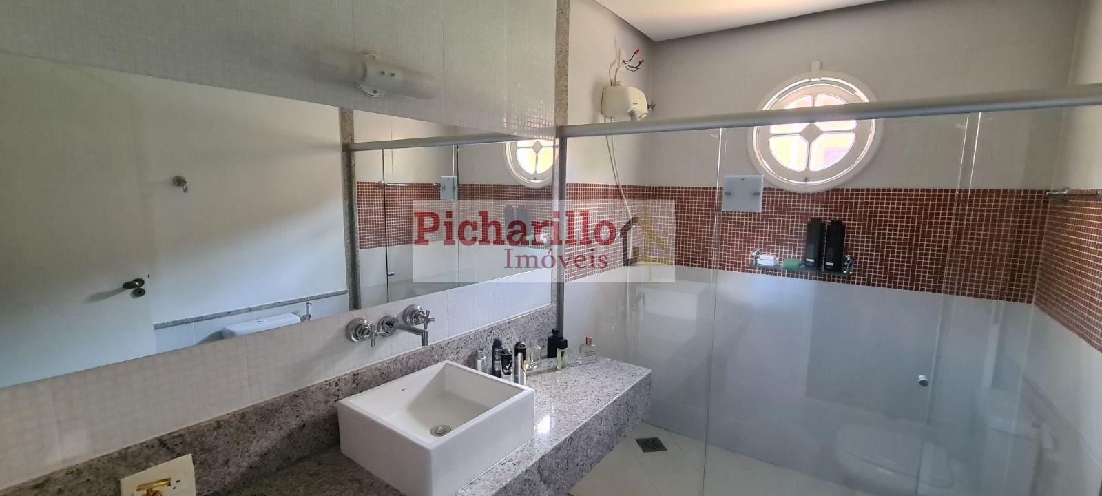 Casa com 4 dormitórios(2 suítes), piscina à venda, 351 m² - Vila Pinhal - Itirapina/SP