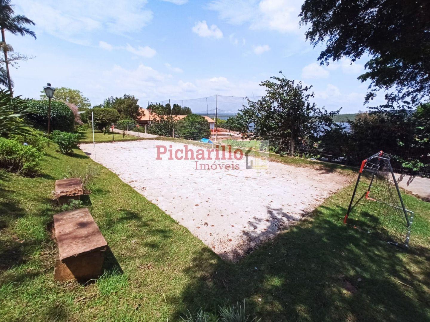 Casa com 5 suítes e piscina à venda, 1100 m² no Vila Pinhal - Itirapina/SP