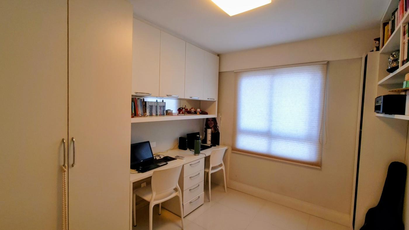 Quarto/home Office