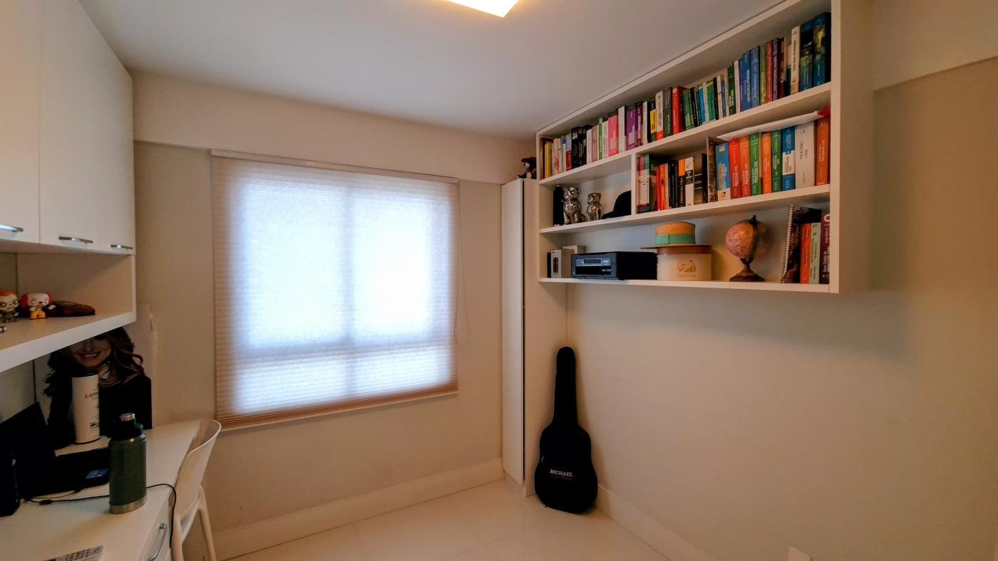 Quarto/home Office