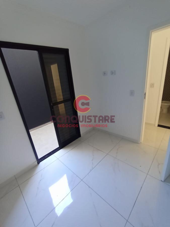 Apartamento com 2 dormitórios à venda, 40 m² por R$ 185.000