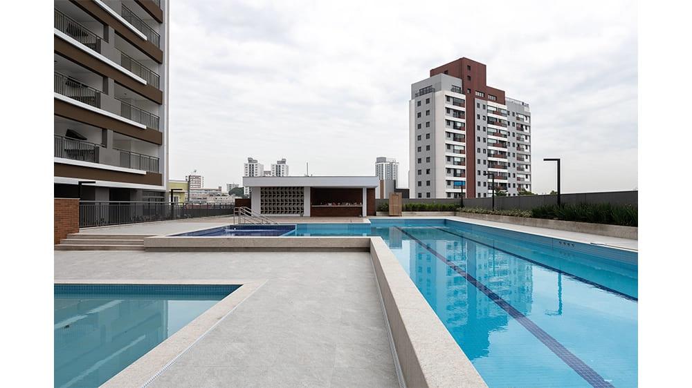 PISCINA C/BAR