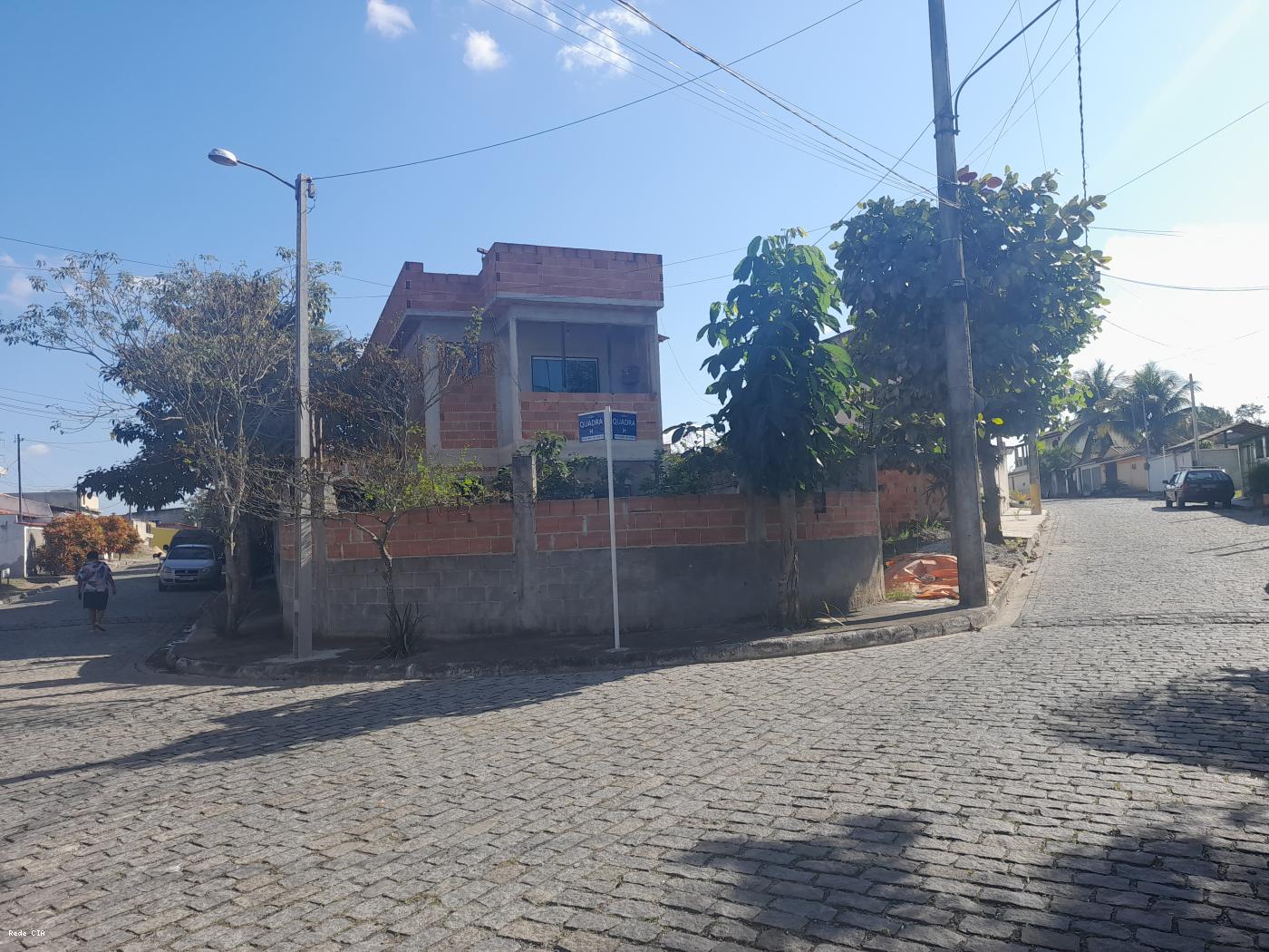 Rua do terreno