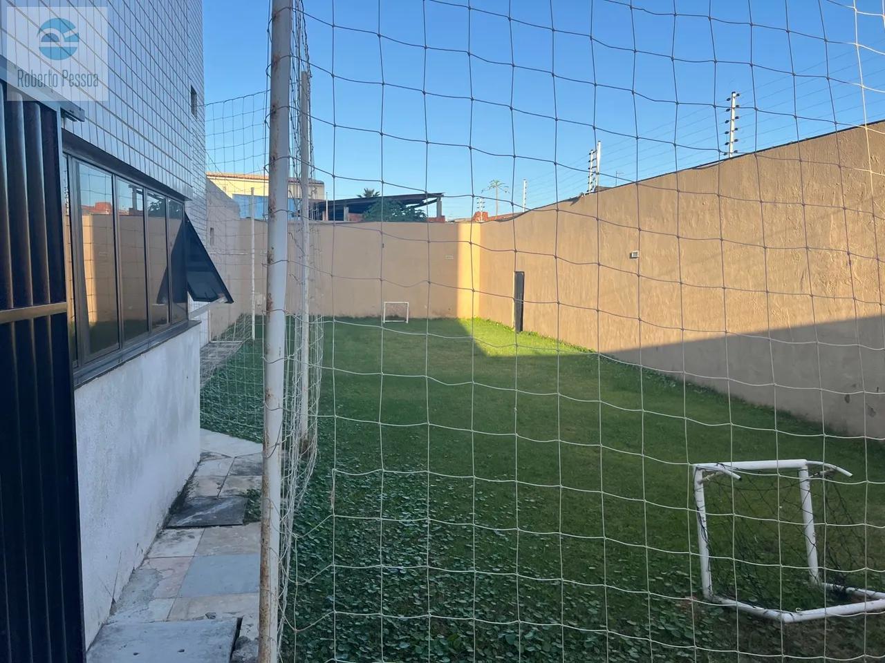 campo de futebol gramado