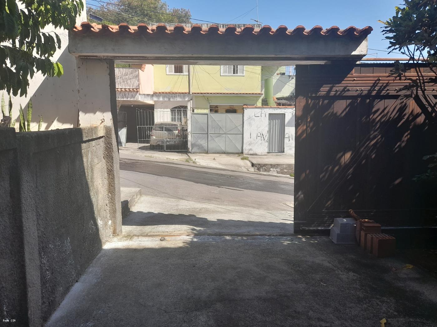 Garagem com porto eletrnico