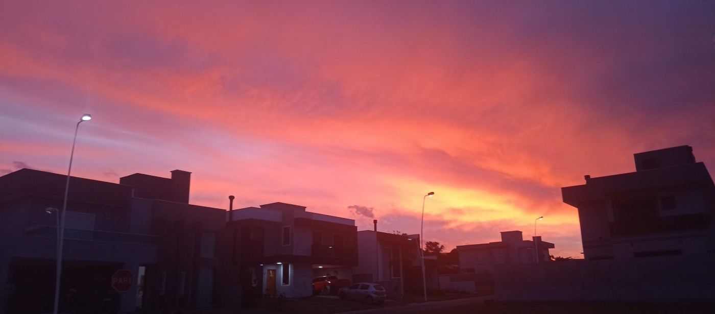 Pr do sol no condomnio