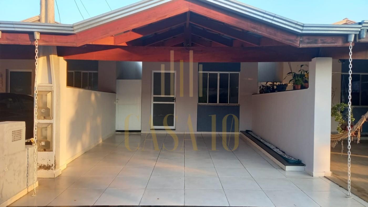 Casa em Condomínio