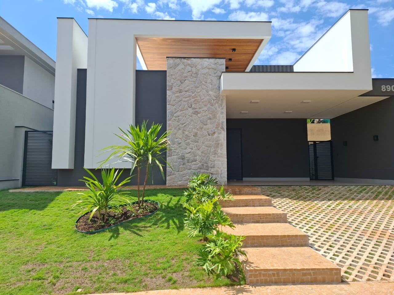 Casa em Condomínio