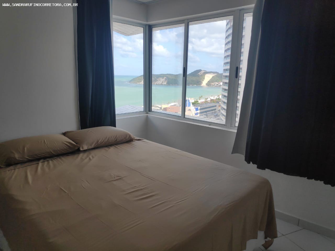 QUARTO COM VISTA PARA  O MAR