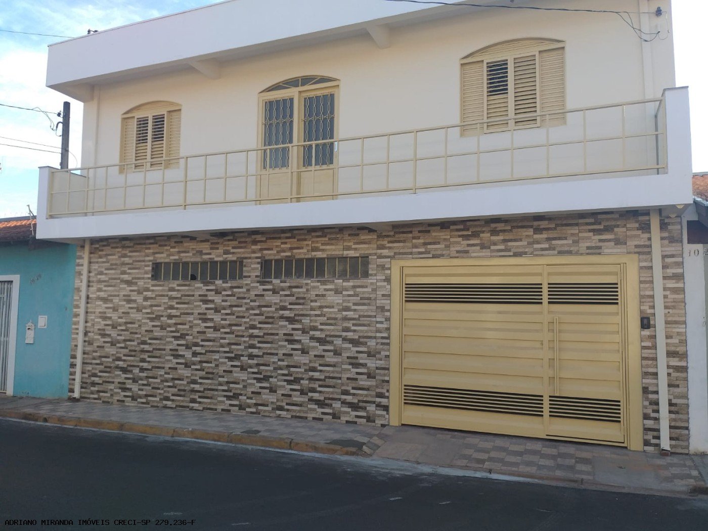 FACHADA