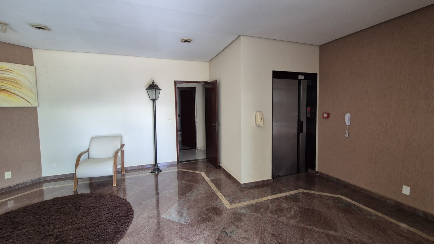 HALL DE ENTRADA DO PRDIO
