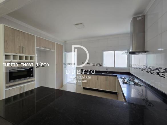Casa para Locação, em Indaiatuba, bairro Jardim Esplanada, 3 dormitórios, 5 banheiros, 3 suítes, 4 vagas