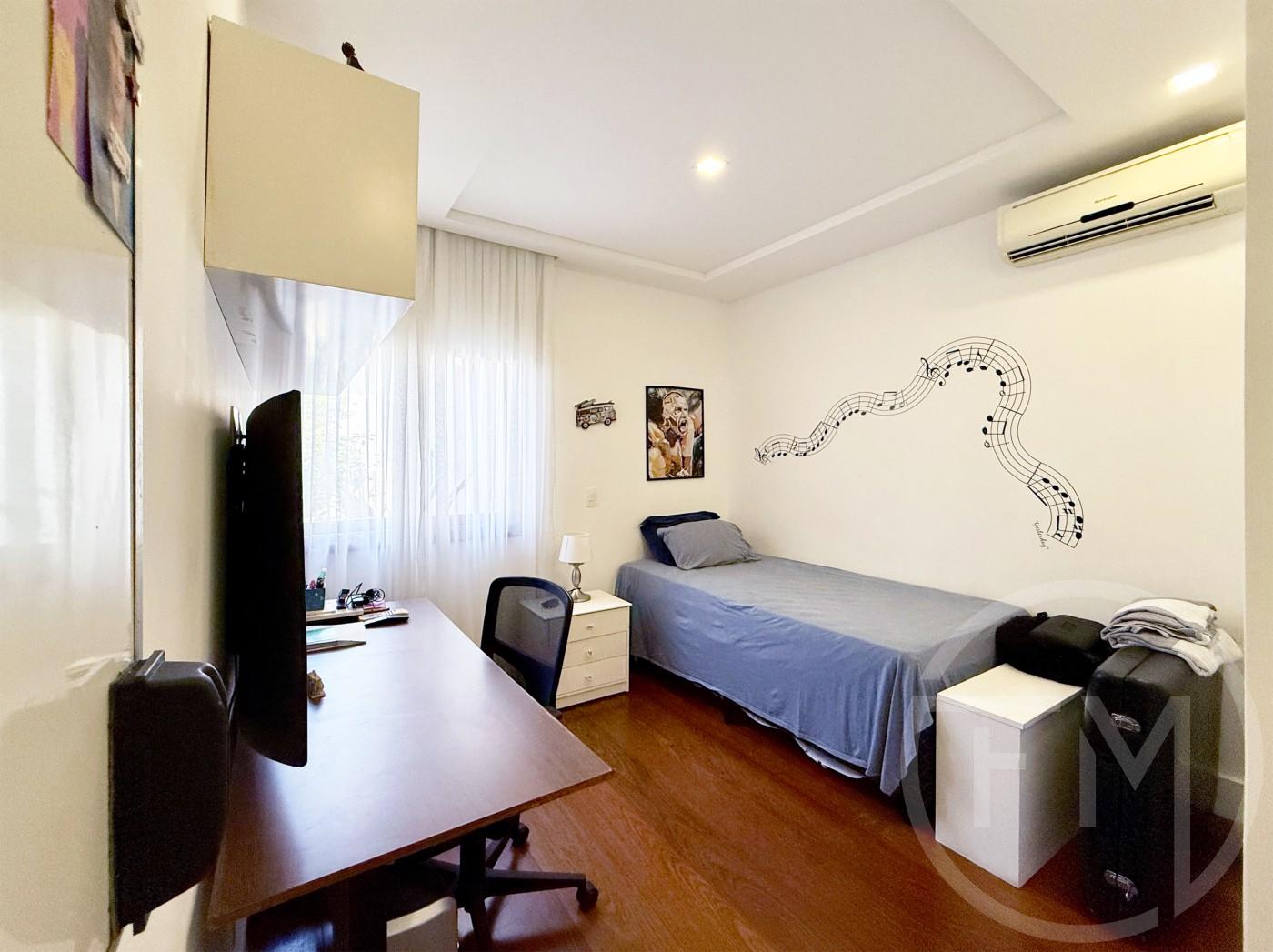 Sute 1 da casa  venda no Santa Marina