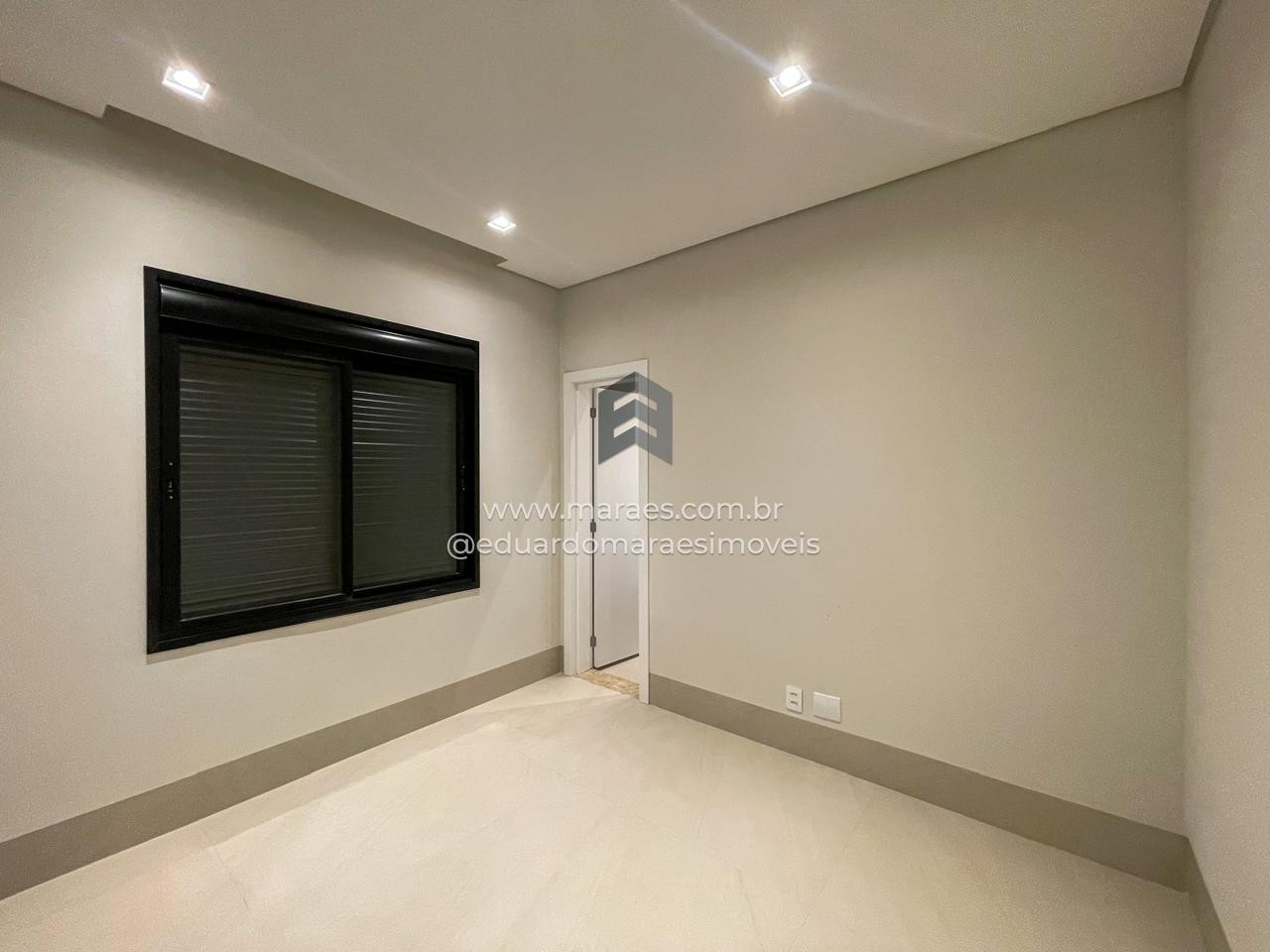 corretor de imoveis cuiaba, imobiliaria em cuiaba, casa terrea florais do parque ginco, casa de condominio em cuiaba