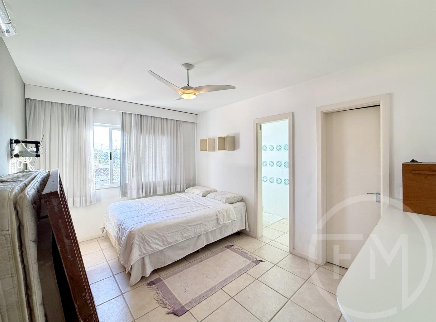 Sute 2 da casa  venda no condomnio Portofino