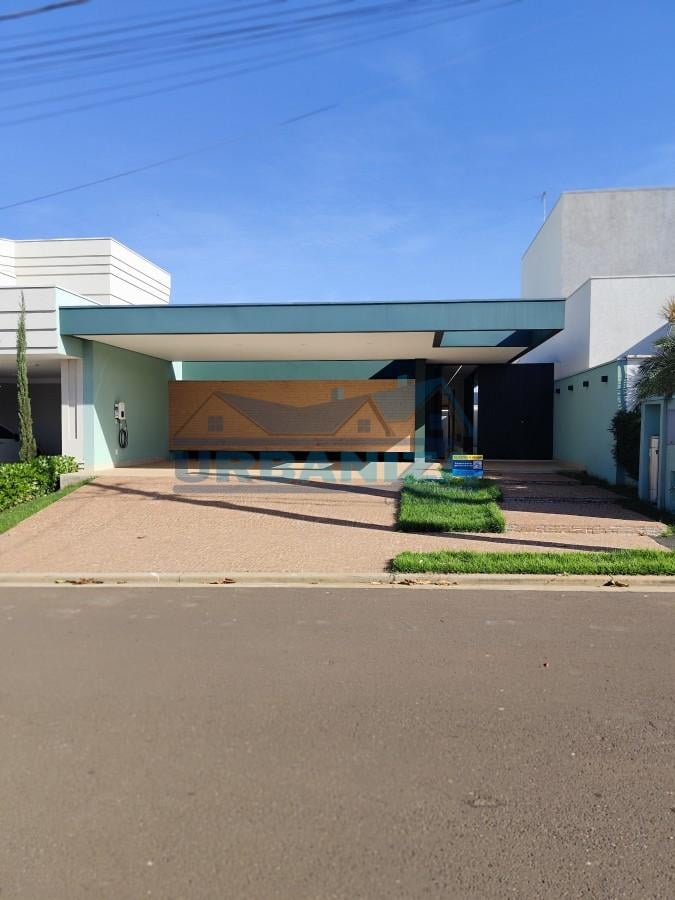 Casa em Condomínio