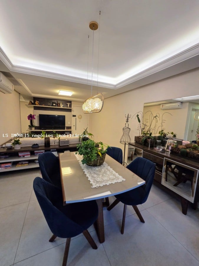 sala de jantar e estar integradas