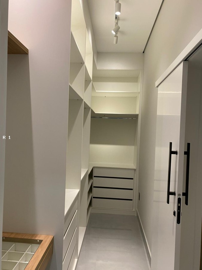 CLOSET DA SUITE