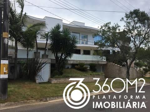 Sobrado em Condomínio