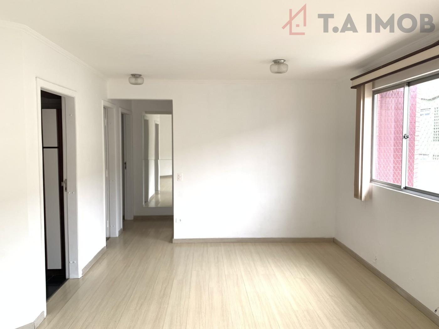 Apartamento para Venda, em Curitiba, bairro Água Verde, 2 dormitórios, 3 banheiros, 1 suíte, 1 vaga